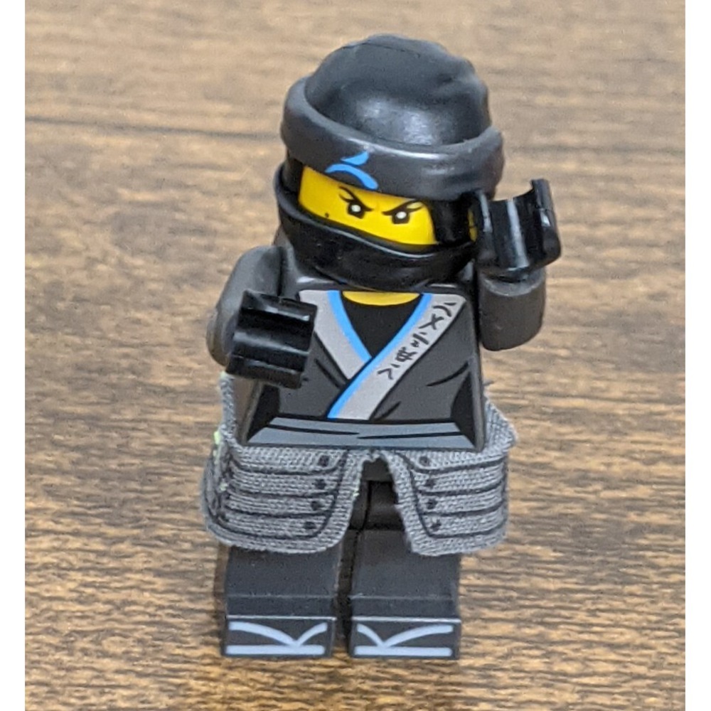 LEGO Ninjago Nya Minifigure Black Ninja Outfit with Mask & Fabric Armor